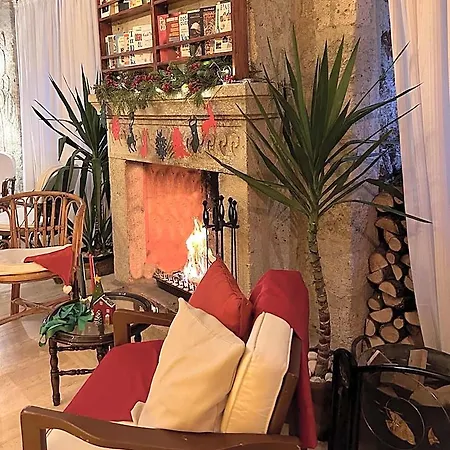 Alaca Butik Otel Ciftlikkoyu