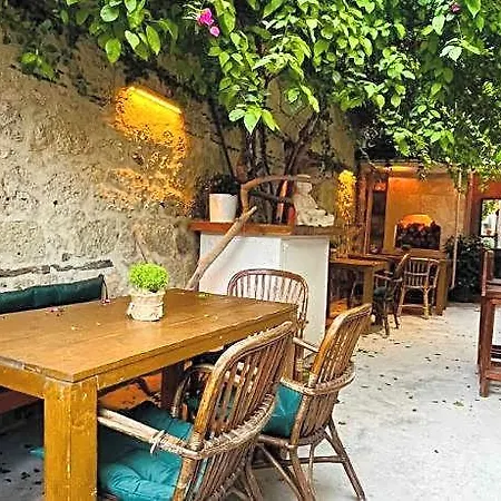Otel Alaca Butik Ciftlikkoyu